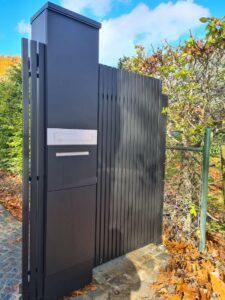 AW10.76 enkel poortje met brievenbusconsole