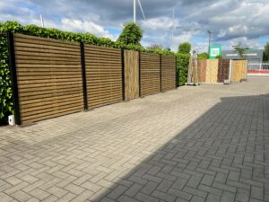 Grenen houten schermen: F-line